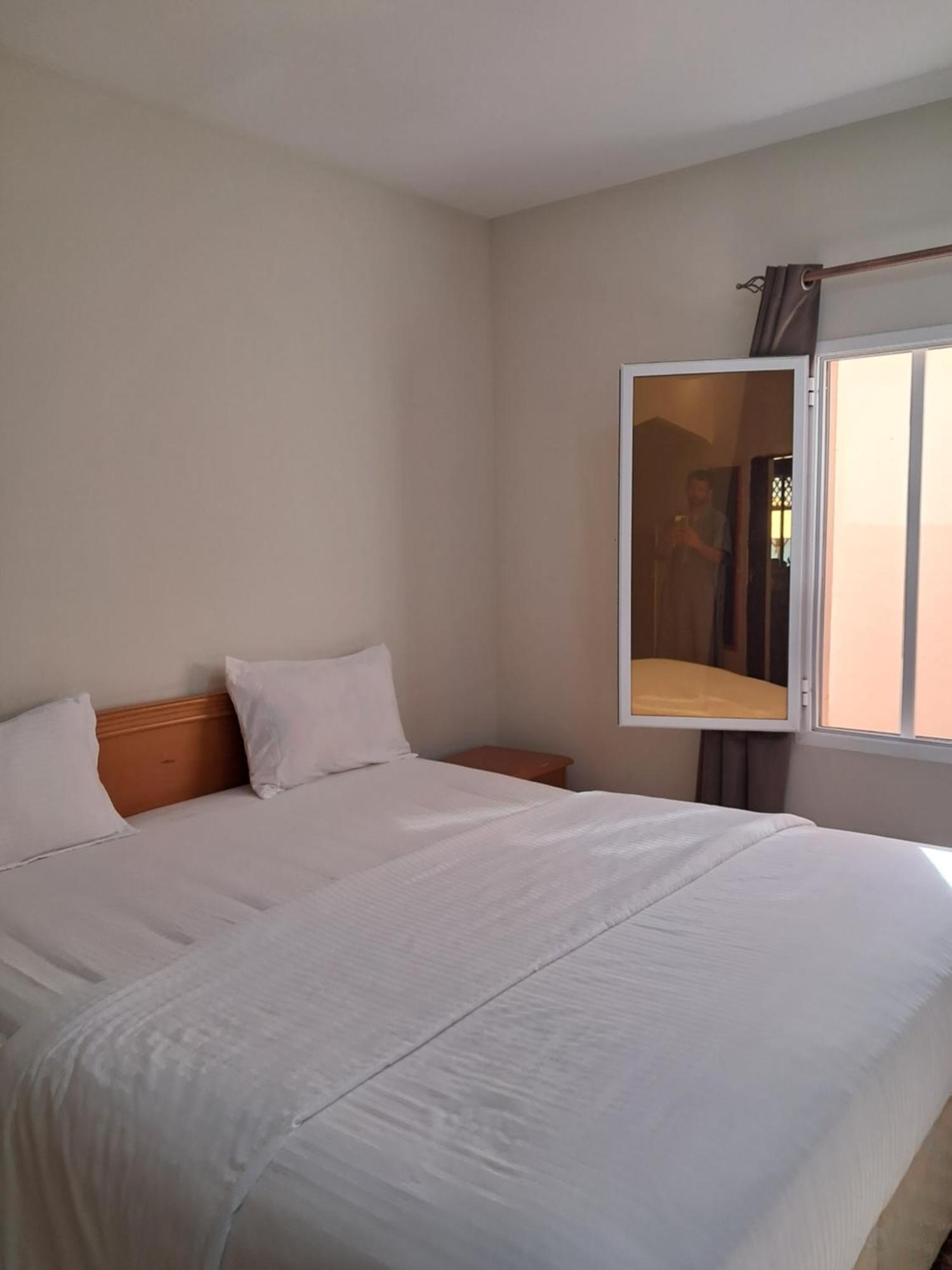 Alshumukh Guesthouse Al Ghalilah Exteriér fotografie